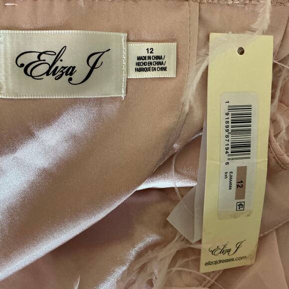 Eliza J Off the Shoulder Evening Gown Size 12 Pink Chiffon Feather Trim A-Line - Picture 8 of 12